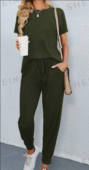 Women's Solid Round Neck Tee & Pants Set