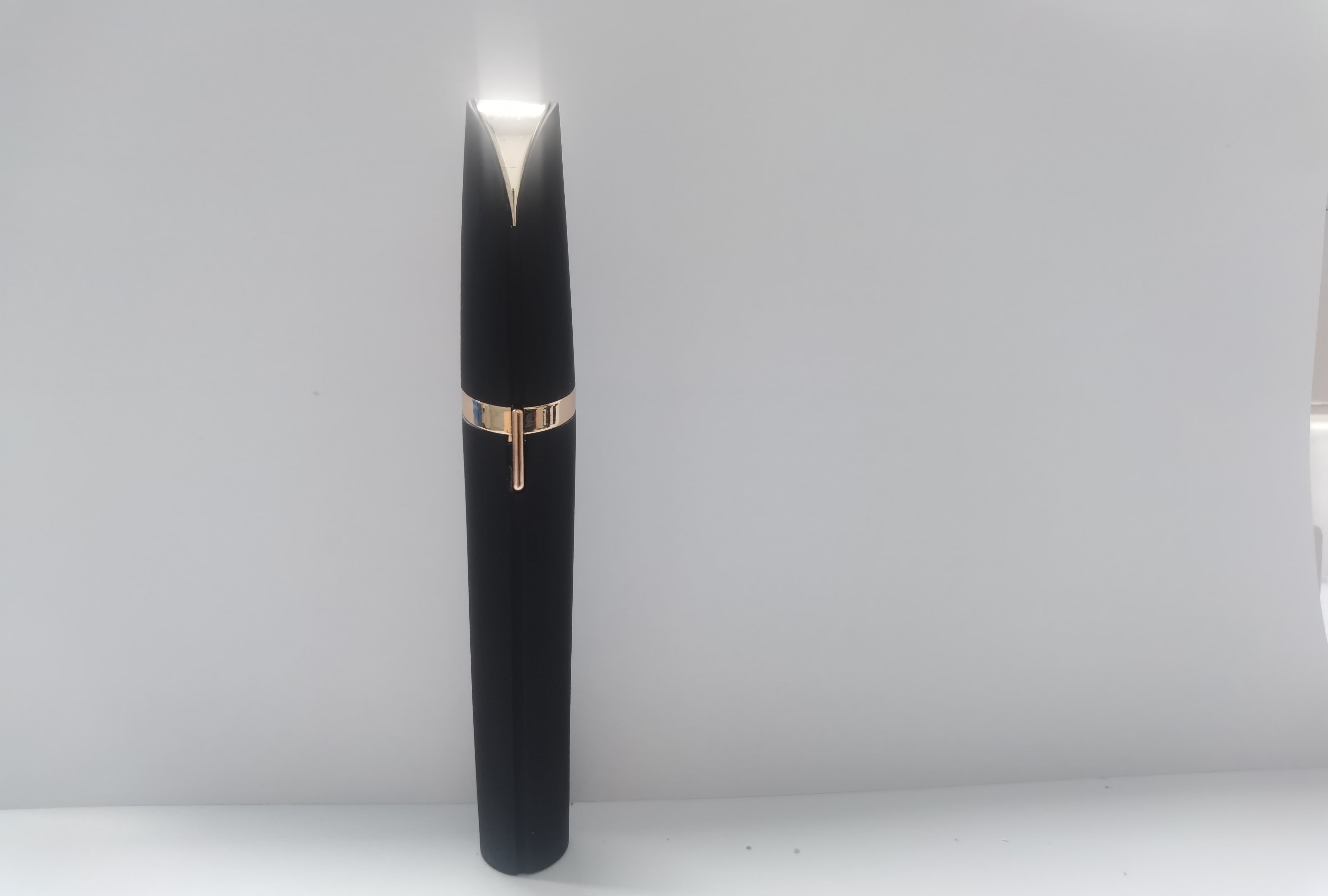 Flawless Brows Mini Electric Eyebrow Trimmer | 18K Gold LED Pen